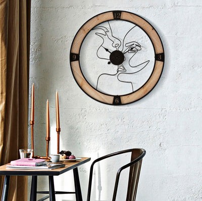 Metal & Wooden Kissing Couple Wall Clock