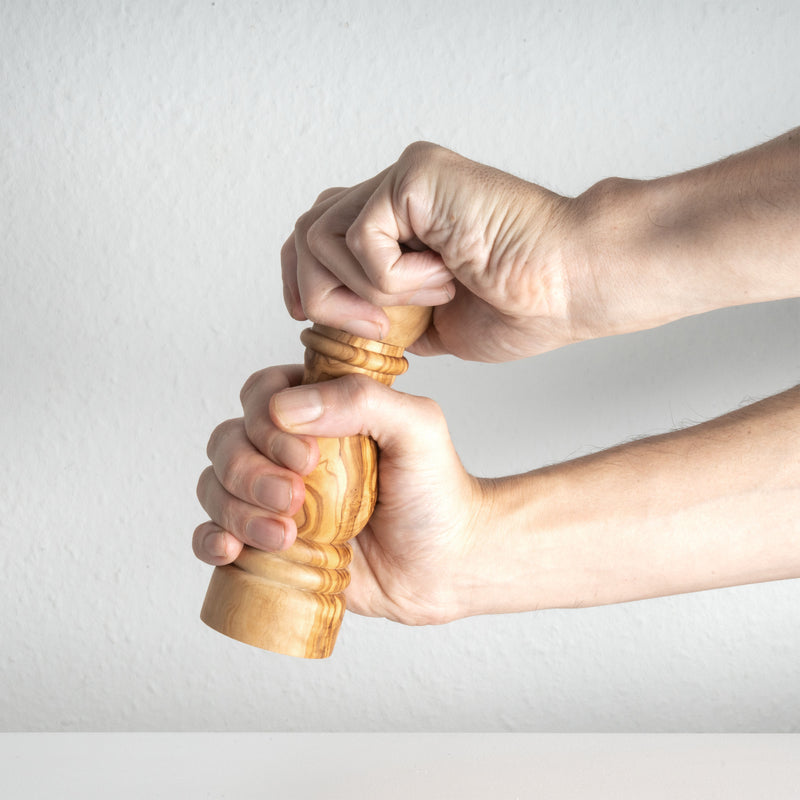 Handmade Olive Wood Grinder – Traditional