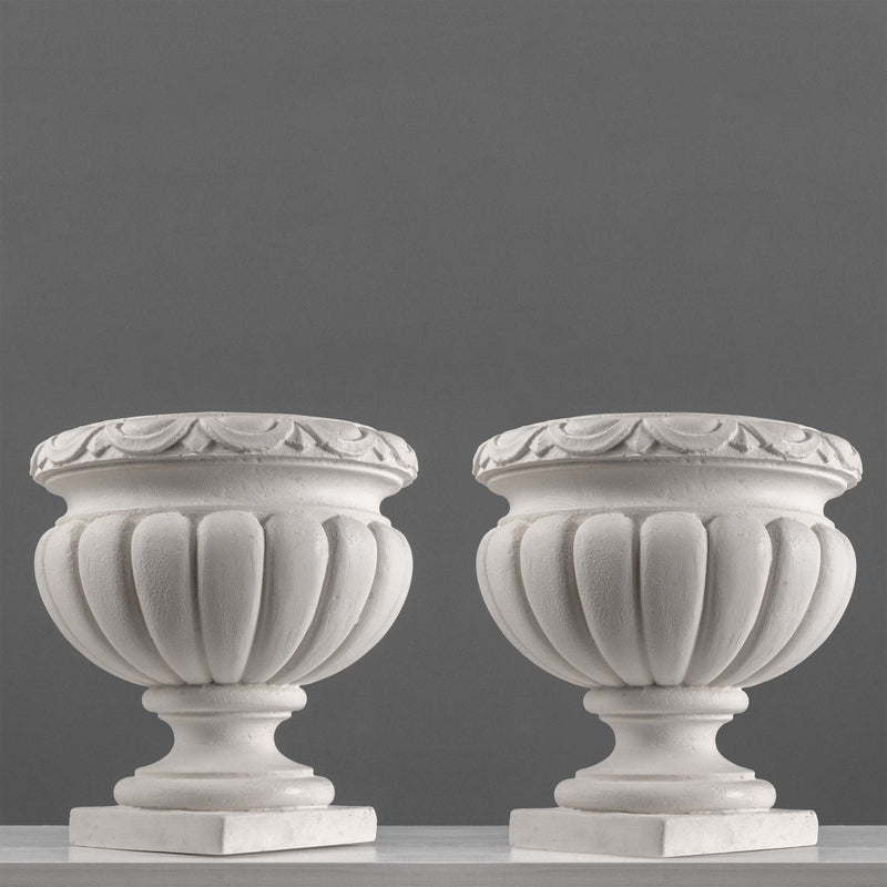 Pair of 2 Classic Garden Planters