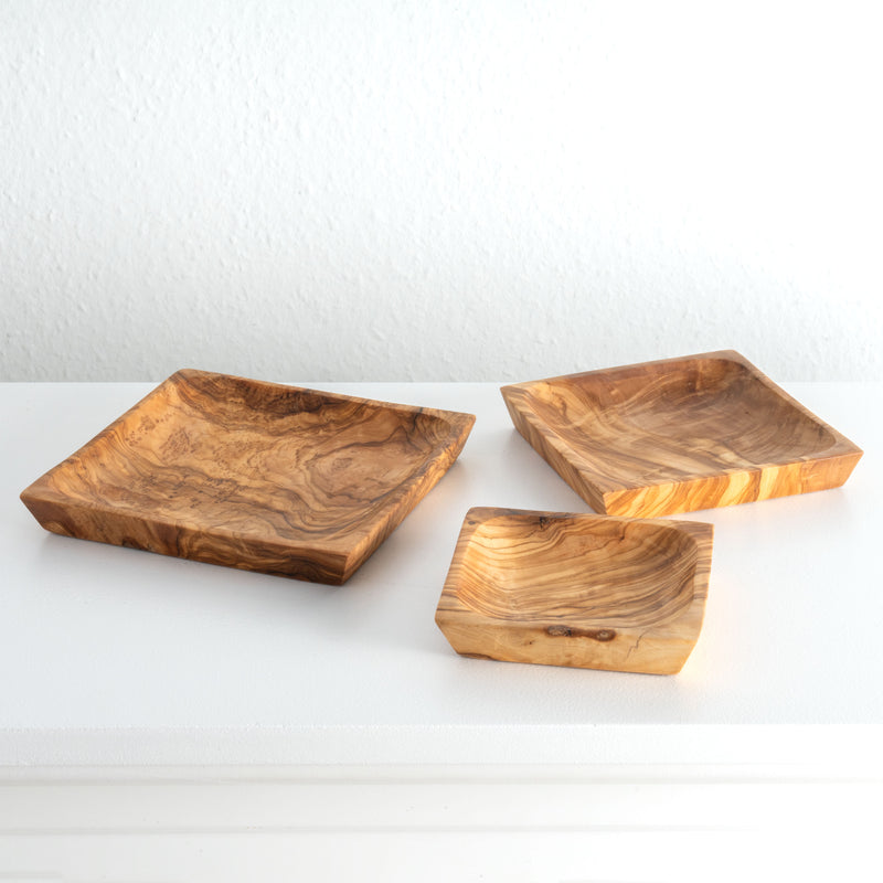 Handmade Olive Wood Plate Set – Square Shape (3-Piece)