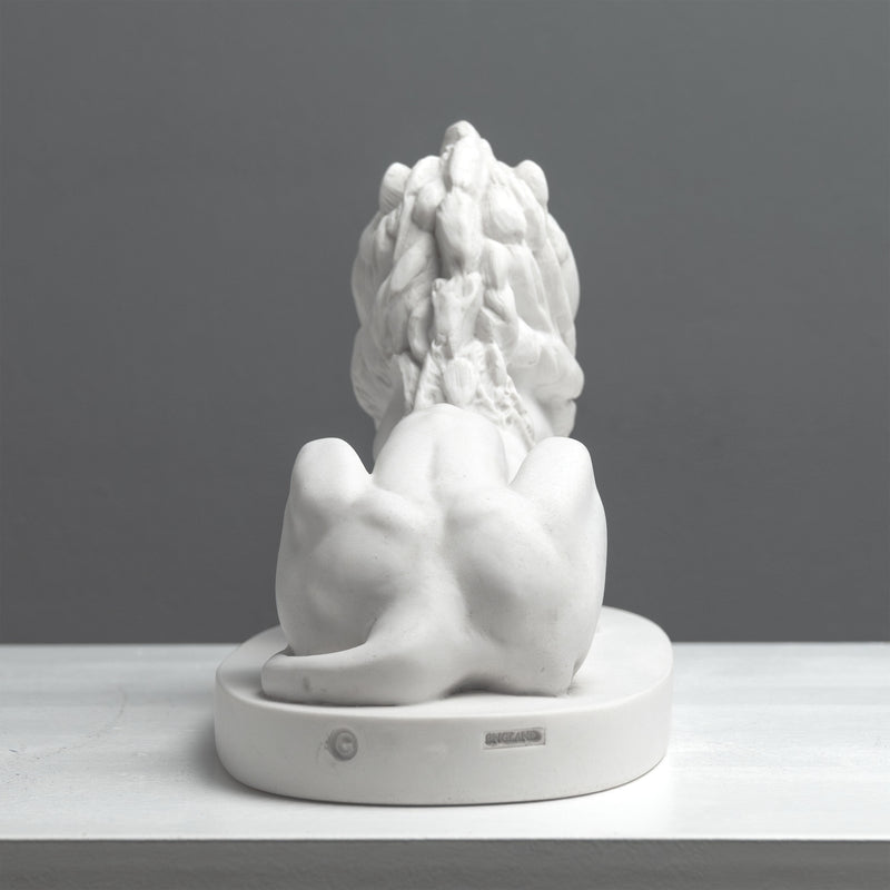 Trafalgar Lion Statue – Landseer Lion Sculpture in White