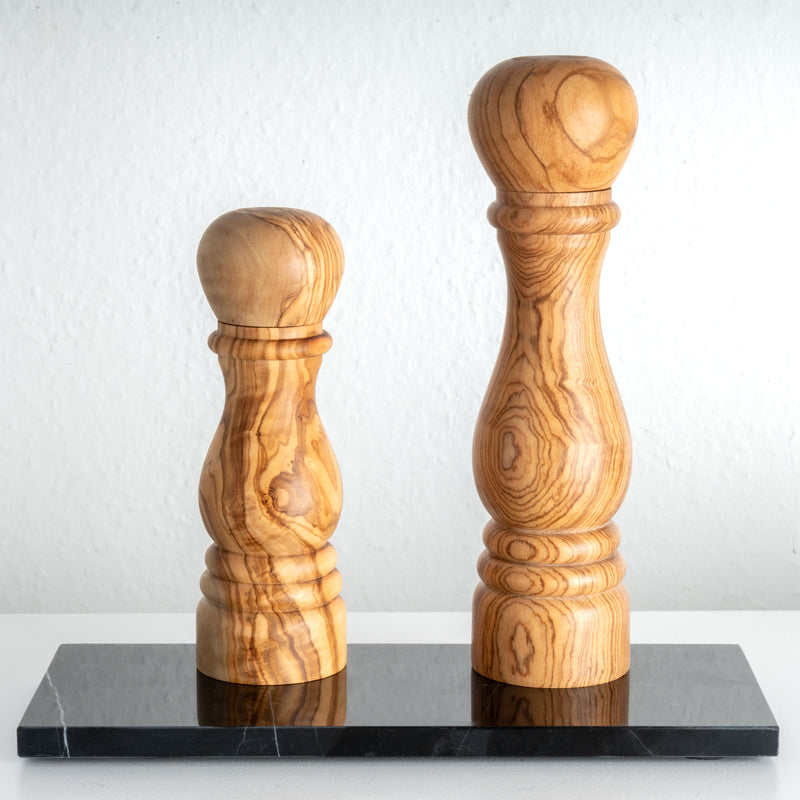 Handmade Olive Wood Grinder – Traditional