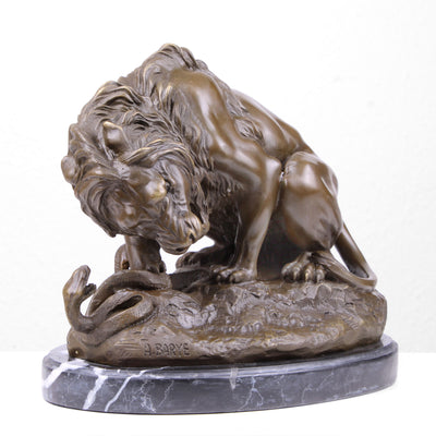 Lion with Snake Bronze Statue (Antoine-Louis Barye) (Hot Cast Bronze Sculpture)