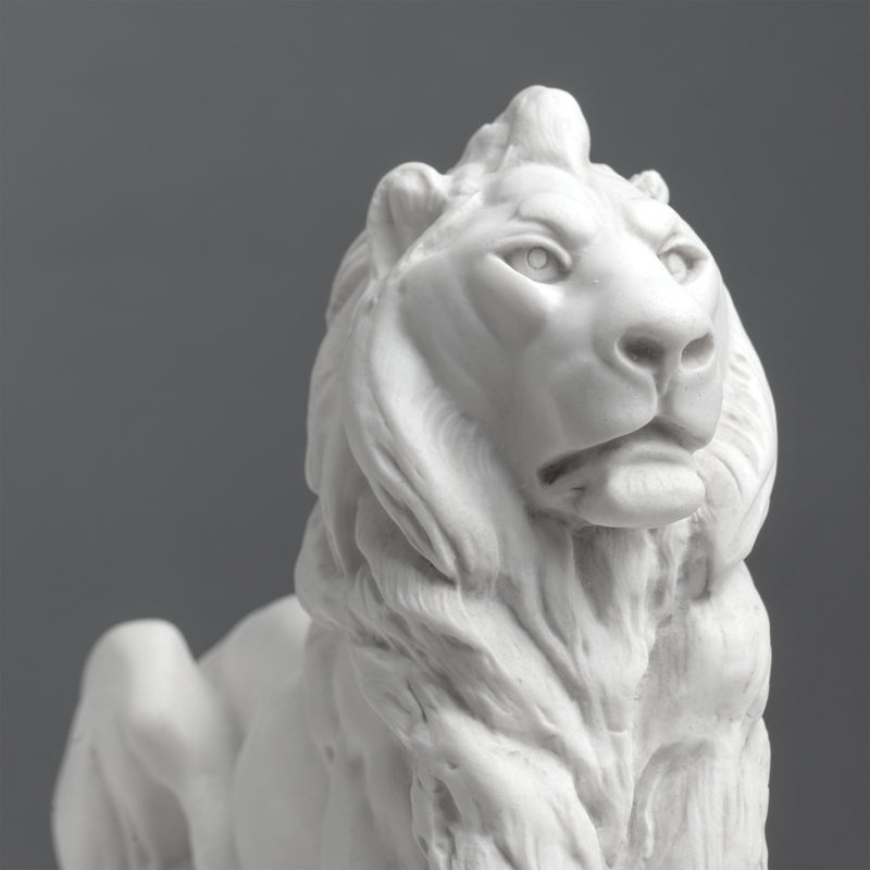Trafalgar Lion Statue – Landseer Lion Sculpture in White