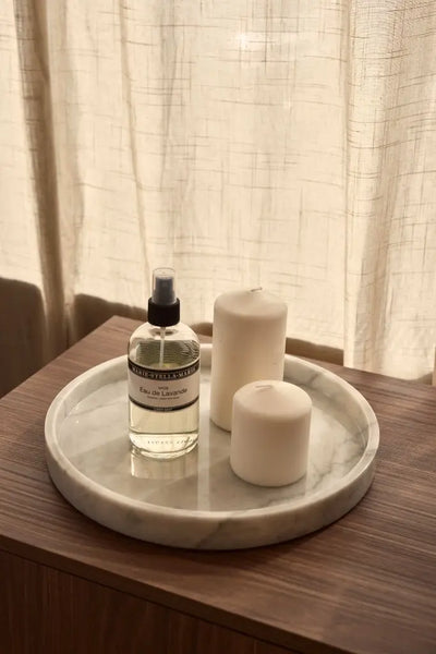 Round Marble Tray with Edges (White)