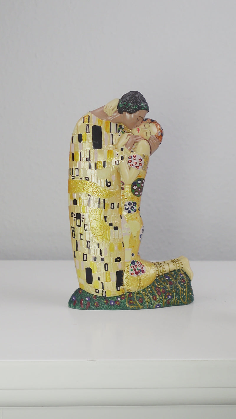 The Kiss Sculpture by Klimt (Lovers Statue)