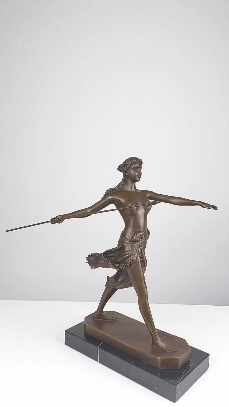 Female Amazon Bronze Statue (Hot Cast Bronze Sculpture)