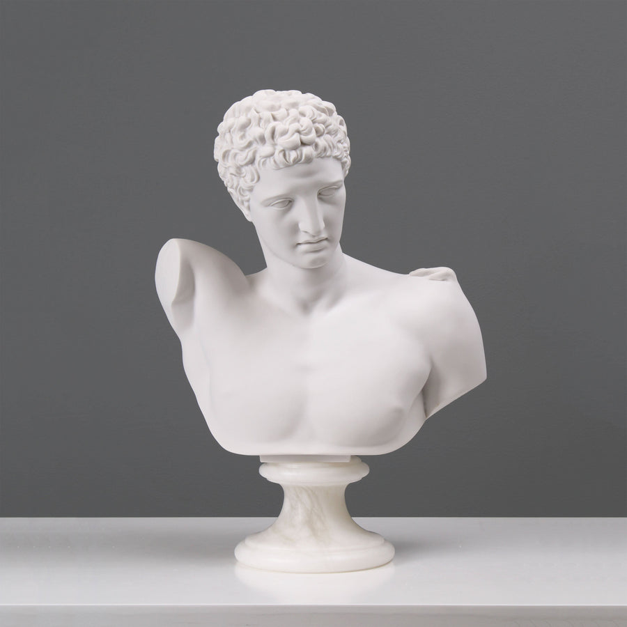 001-SCAN3912015-bust-of-