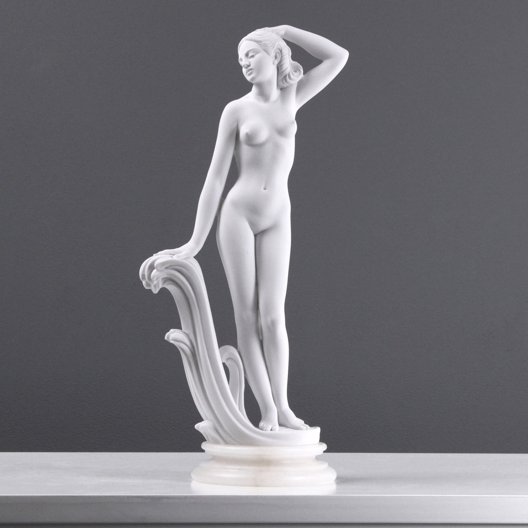 pretty animals 001a nude Nude Lady Posing marble statue Italian luxury home decor – The Ancient Home