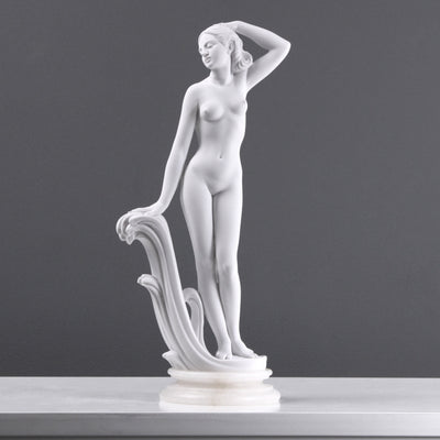 Nude Lady Posing Statue