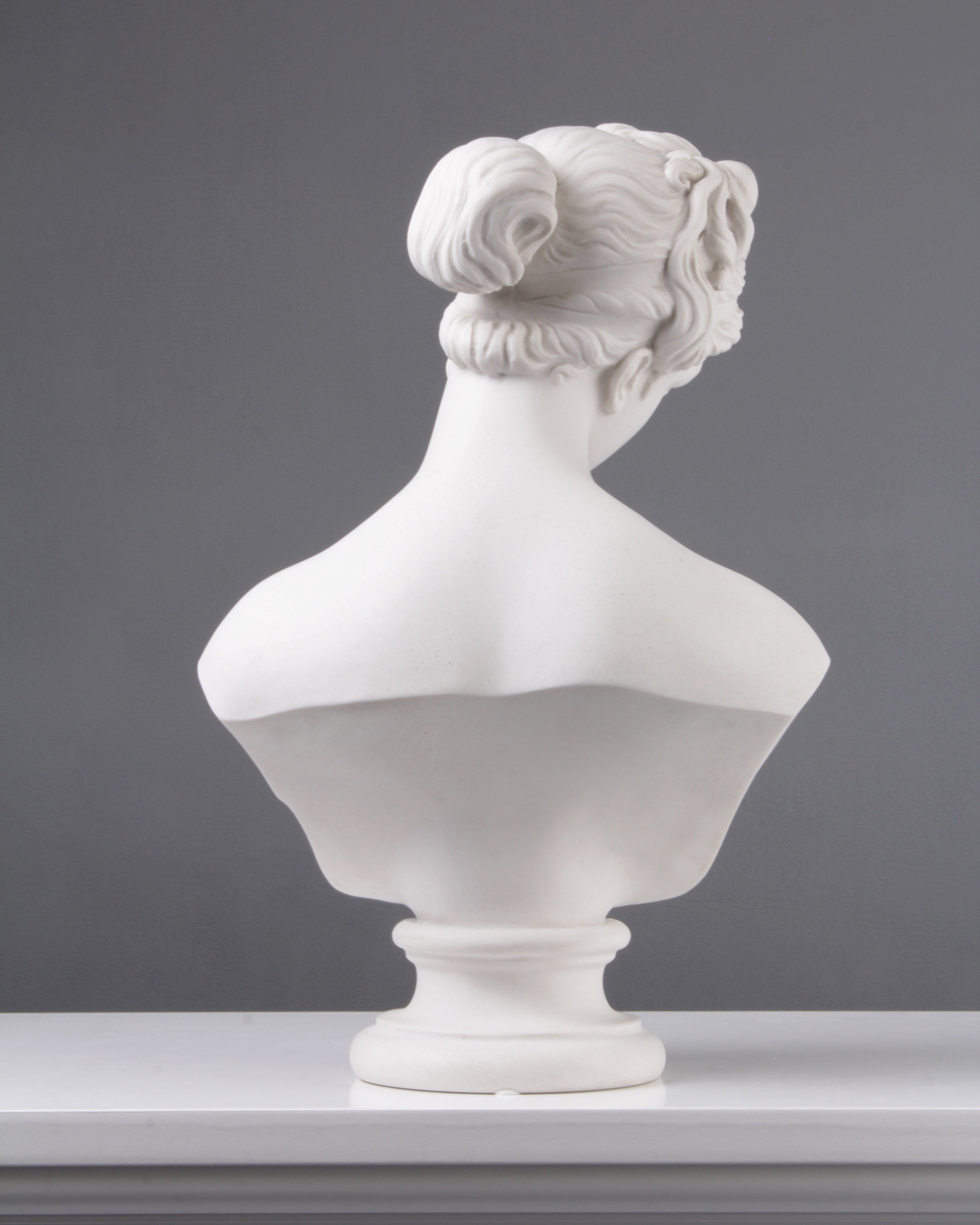 Venus Bust Sculpture - Goddess of Love