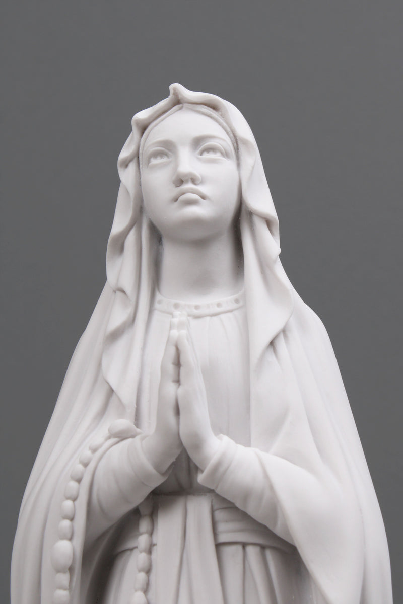 Virgin Mary Statue Figurine