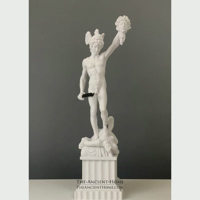 Statue of Perseus with the Head of Medusa